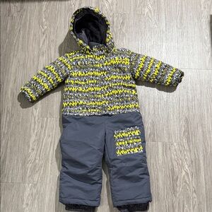Iceburg Baby  Insulated Hooded One-Piece Snowsuit in Yellow & Gray Sz 24 M